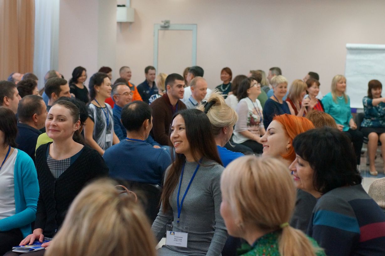 богат и счастлив